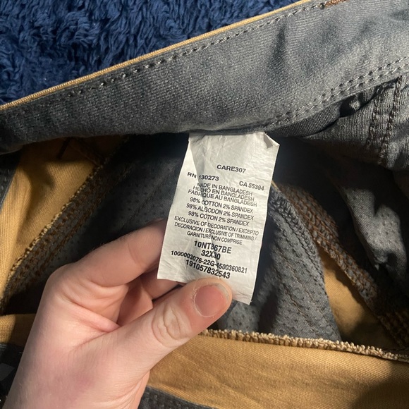 Wranglers Khaki Cargo pants - Picture 5 of 7